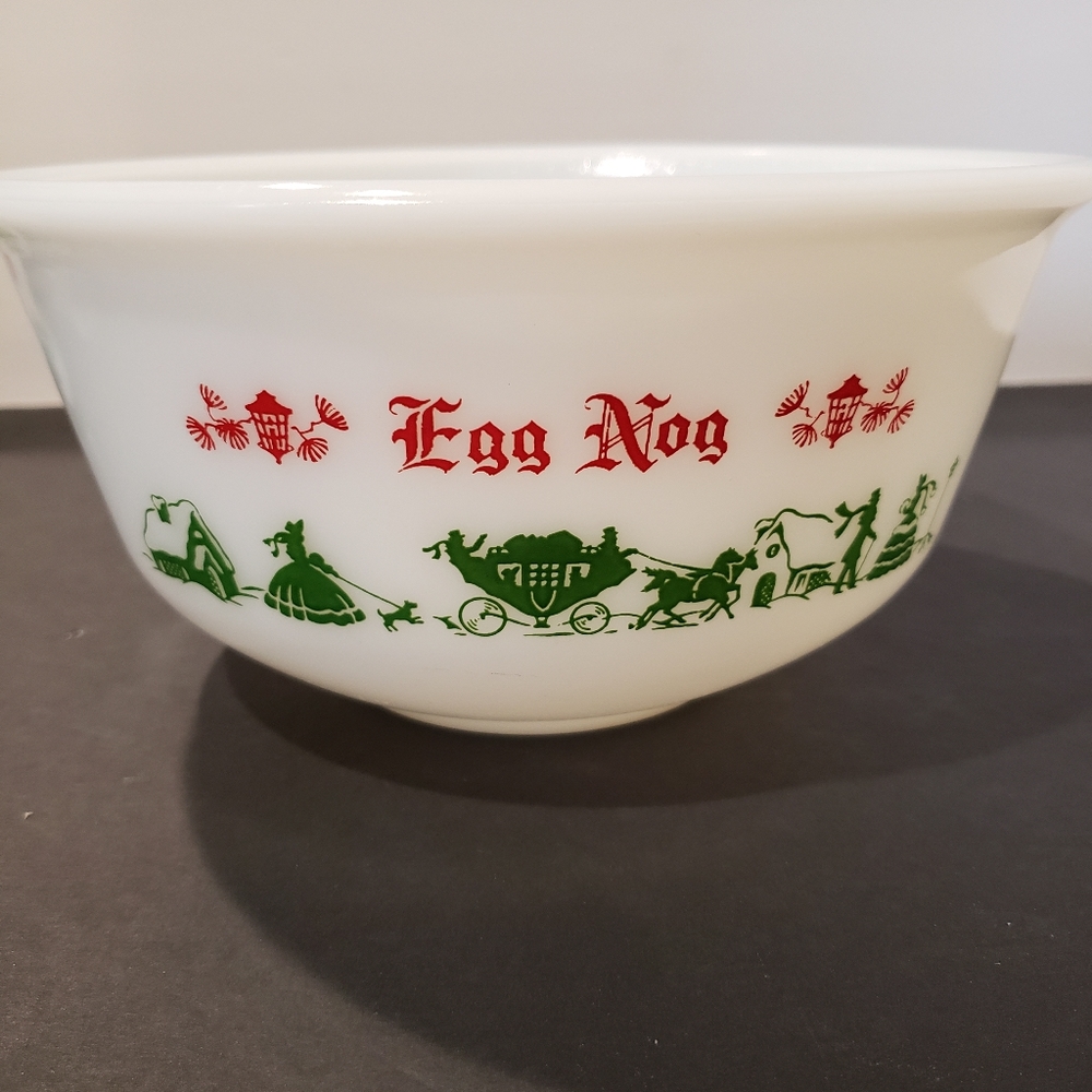 Vintage Hazel Atlas Egg Nog Bowl with 6 Cups